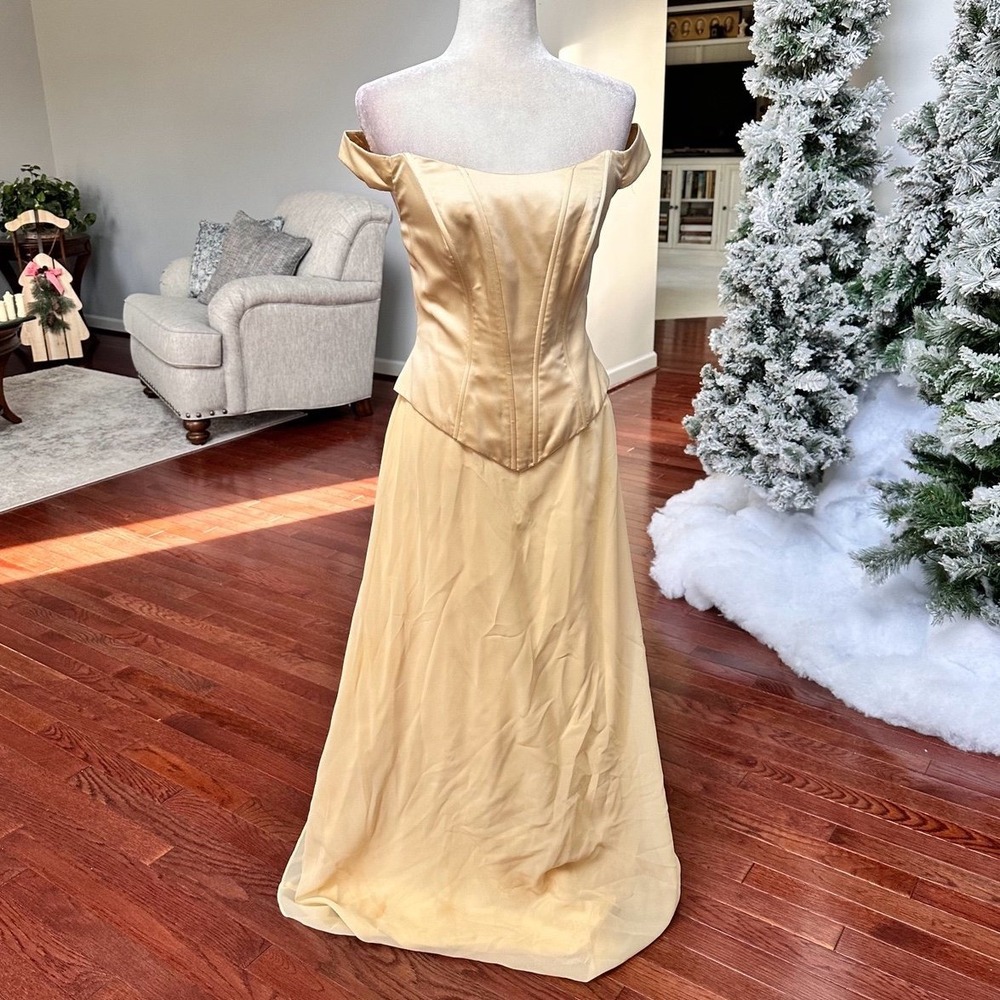 2000s Bill Levkoff Off the Shoulder Butter Yellow Bridgerton Princess Gown Dress